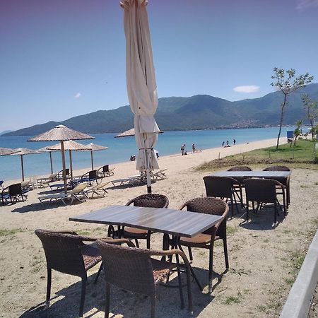 Angie's Summertime Nea Vrasna Bagian luar foto