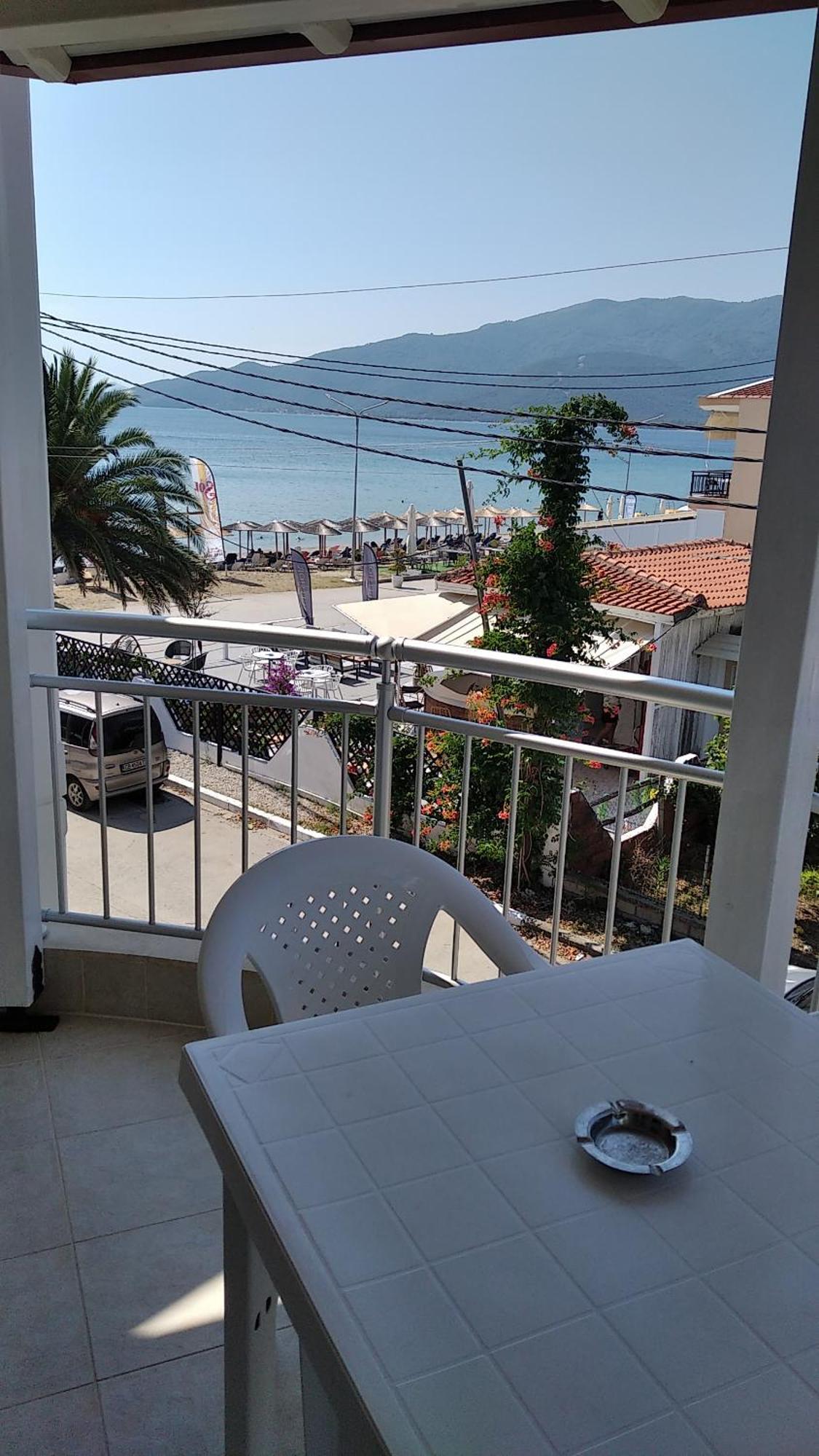 Angie's Summertime Nea Vrasna Bagian luar foto